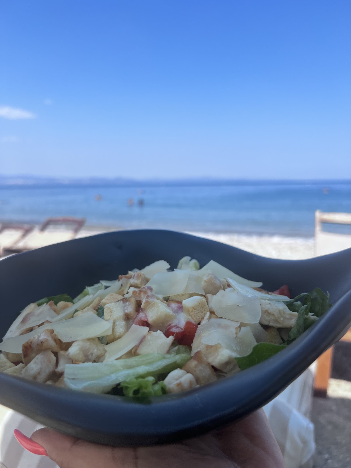 Bar Mamacas Beach στη Νέα Ποτίδαια, Χαλκιδική