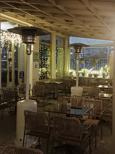 Cafe Restaurant Delfini