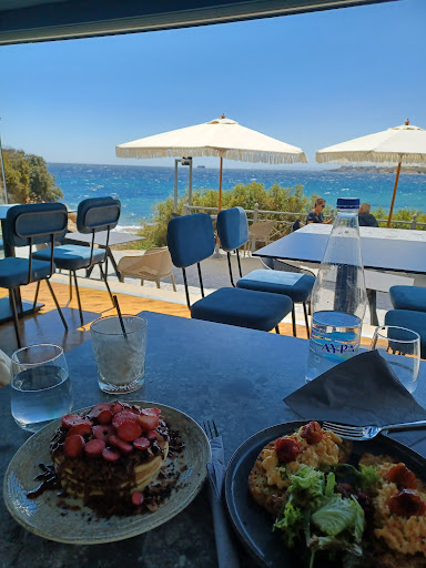 Cavo Seaside Bar & Restaurant