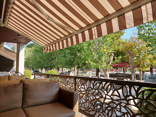Elia Cafe Bistro