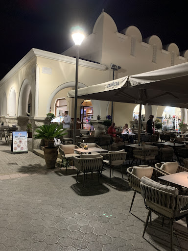 GIANNOU - KENTRIKO CAFE