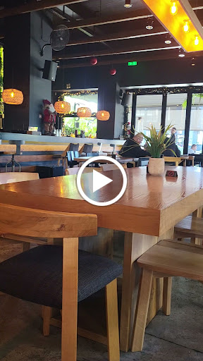 i Cafe Bar