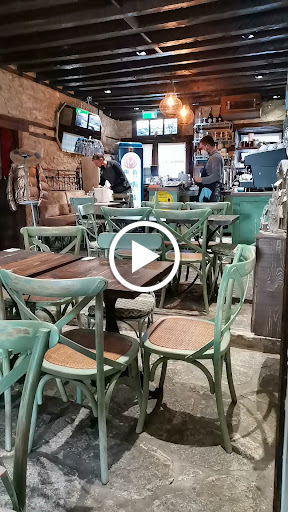 Idees Art Cafe-Wine bar-Food & Shop