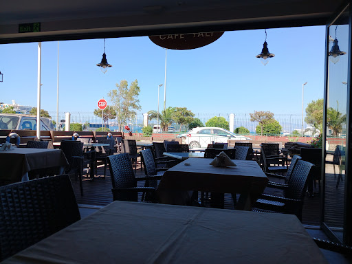 ΚΑΦΕ ΓΥΑΛΙ ΤΑΒΕΡΝΑ ΜΕΖΕΔΟΠΩΛΕΙΟ-CAFE YALI TAVERNA