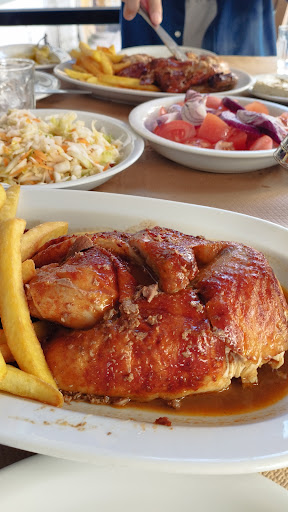 Κοτόπουλα σούβλας "Παράδεισος" - Rotisserie Chicken