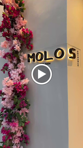 MOLOS Bar/Restaurant