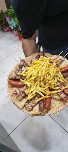 Νικολας Grill