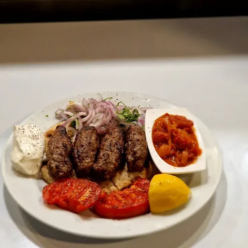 ΟΙ ΕΠΙΛΟΓΕΣ ΤΗΣ ΛΕΥΚΟΘΕΑΣ