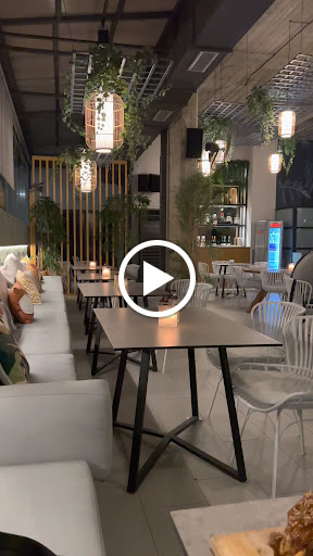 SEA SIDE all day bar-restaurant