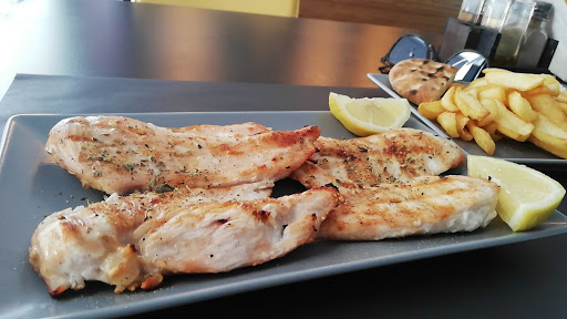 Στο ΞΥΛΑΚΙ