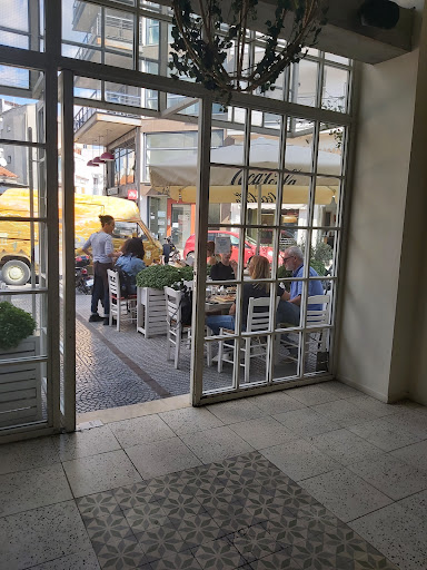 το Κουτί