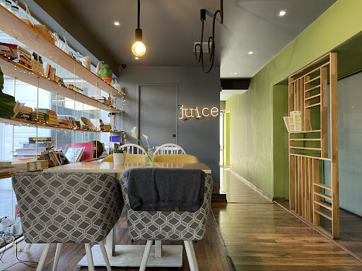 Το Βαζάκι Juice Bar