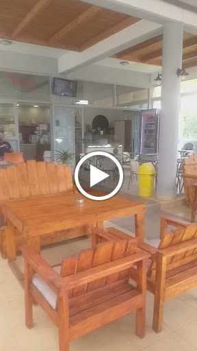 Verona Cafe - Restaurant