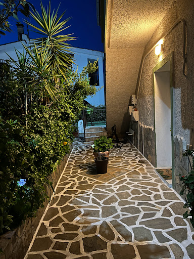 Хотел Orange House Apartments Керамоти