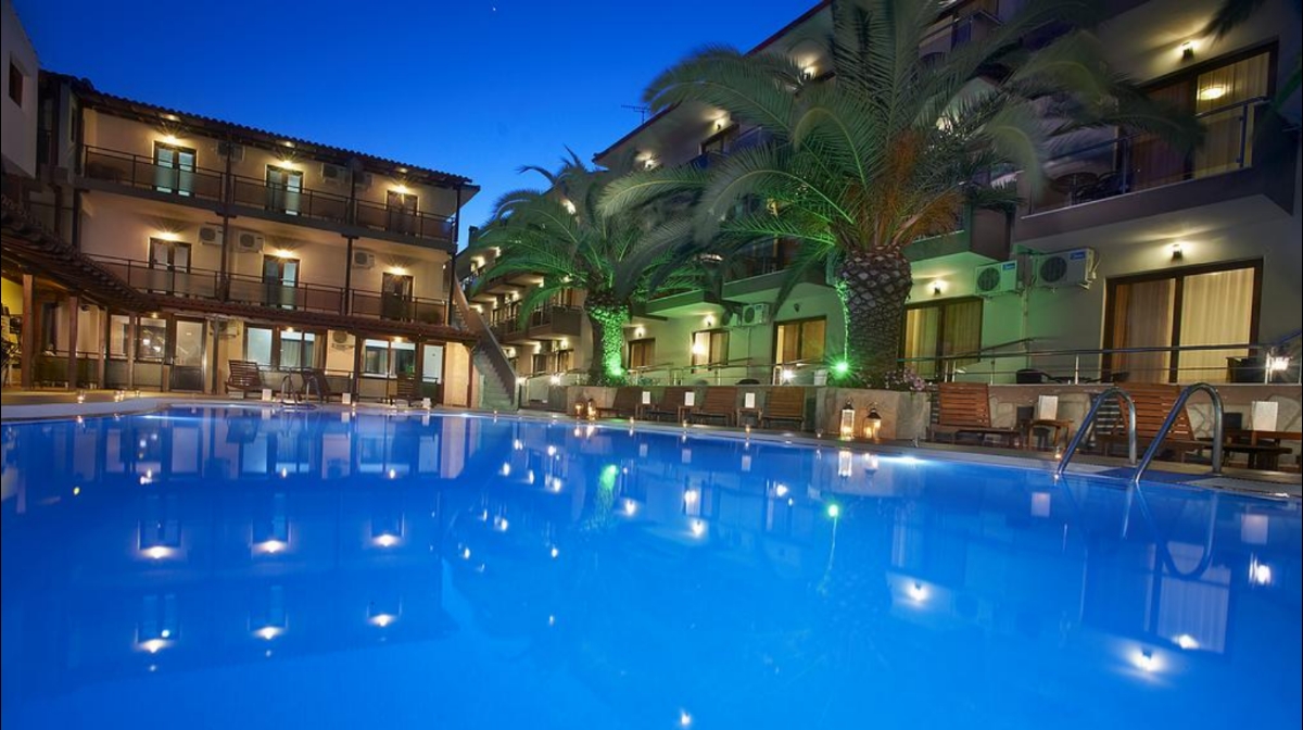 Хотел Simeon Hotel Метаморфоси