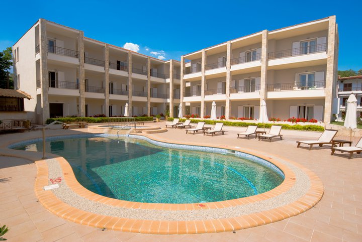 Διαμονή στο Siviris Golden Beach: Ένας Παράδεισος στη Χαλκιδική