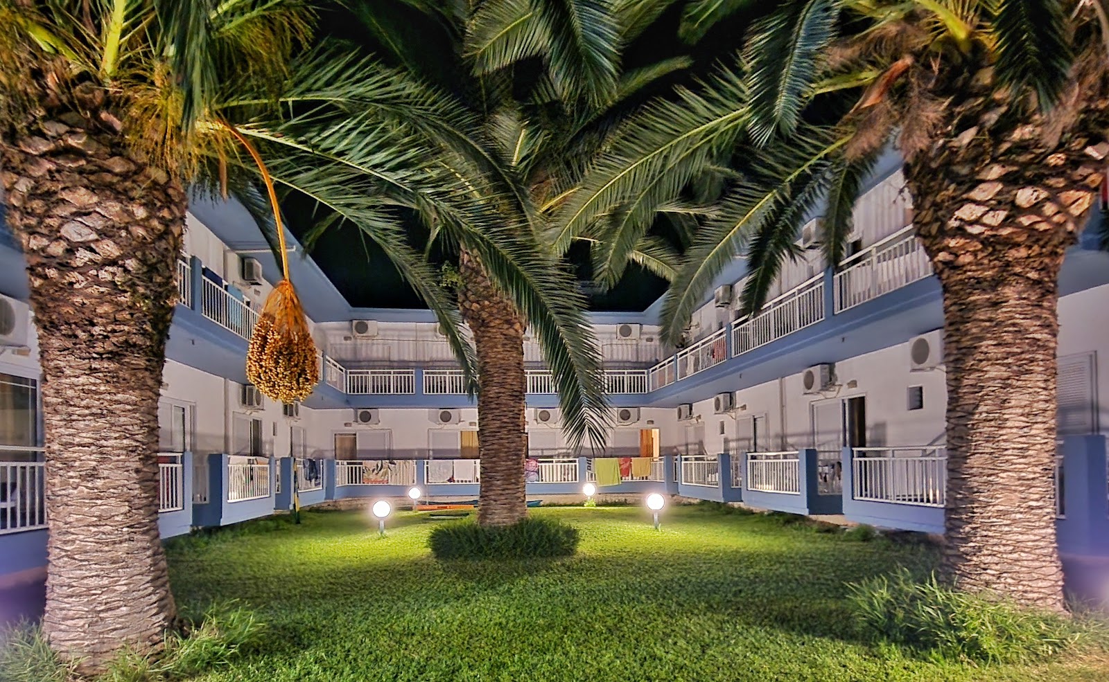 Хотел The Beachfront Haus Геракини