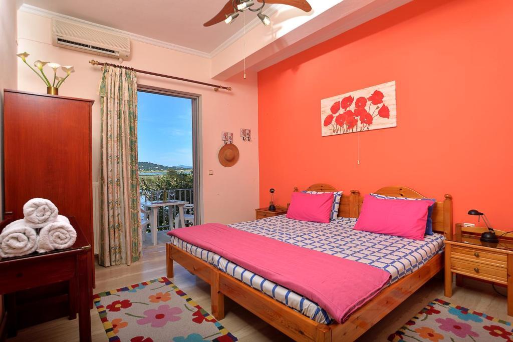 Anna Apartments