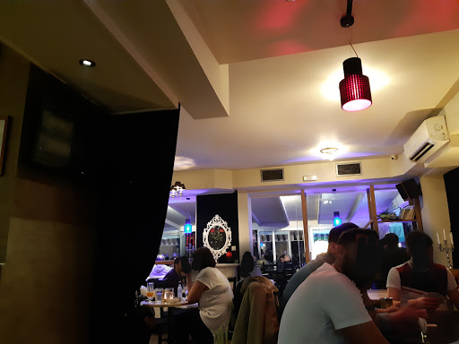 Avenue cafe