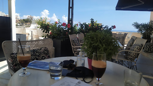 Café Plous