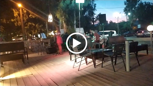 Cafe - Bar Grammes