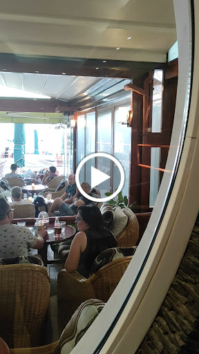 Cafe Mon Ami