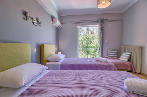 Carpe Diem Apartments near the Athens airport