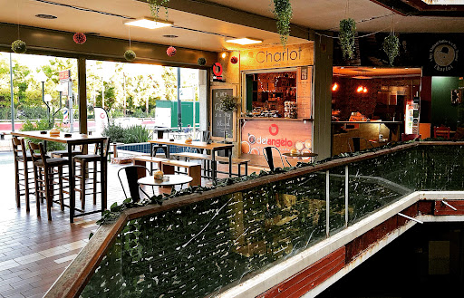 Charlot Cafe
