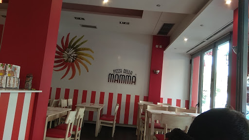 DELLA MAMMA