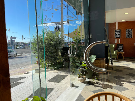 elatte coffee & snacks