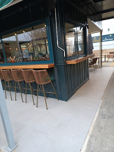 Elise cafe