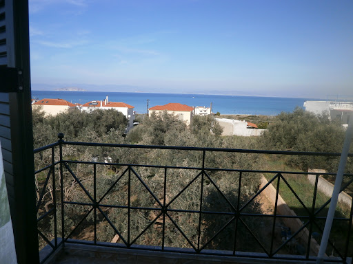 Flisvos apartments