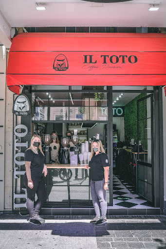 IL TOTO Βασιλέως Γεωργίου Πειραιάς