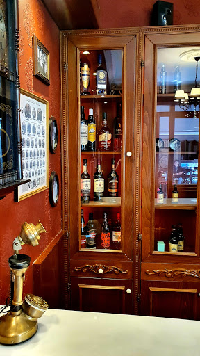 Little John Barber Shop