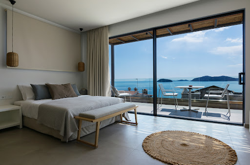 Maravilla Luxury Suites