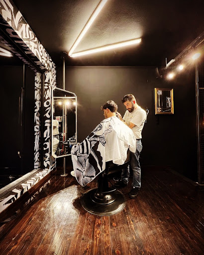 Marco Polo Barber Bar