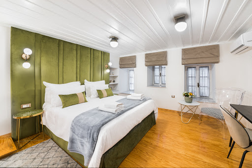 Mavrogenous Luxury Apartments