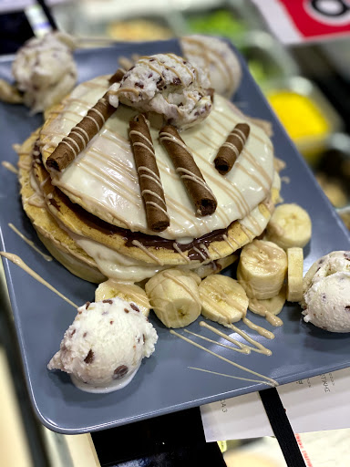 Metro Crepe Station