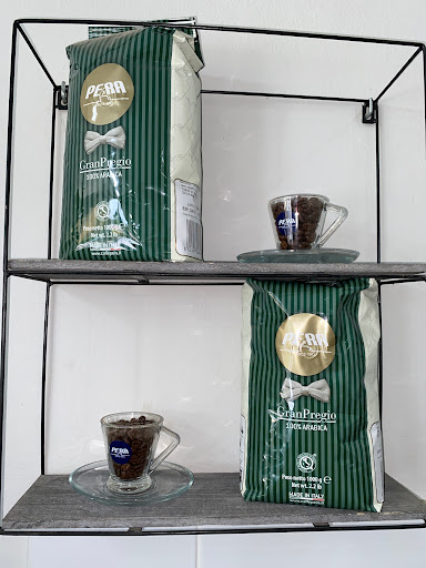 ML COFFEE SHOP Μοίρες