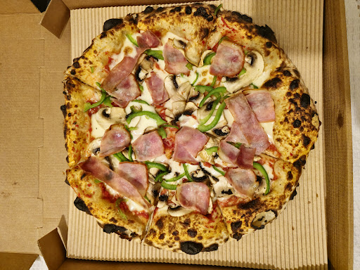 NAPOLITANOS Pizzeria