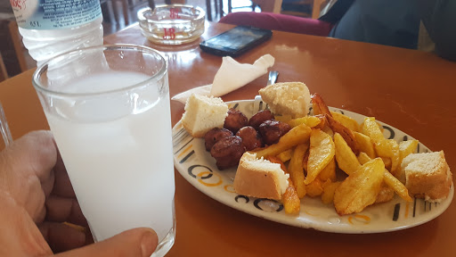 Ουζερί Γιαννάκος