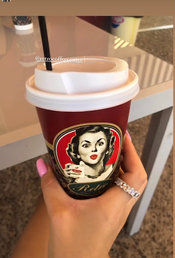 Retro Coffee Center Peraia