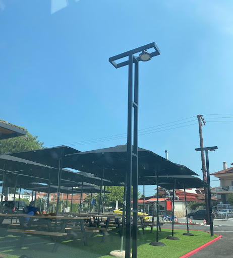 Street Cafe Drive-Thru