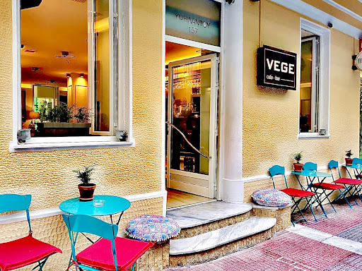 VEGE CAFE - BAR