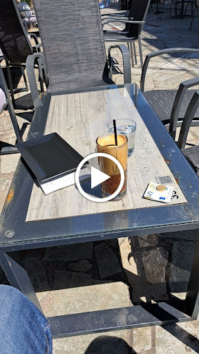 Viktoras Cafe.