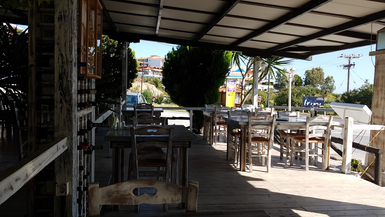 Εστιατόριο Ακρόπολη στην Ουρανópolis, Χαλκιδική