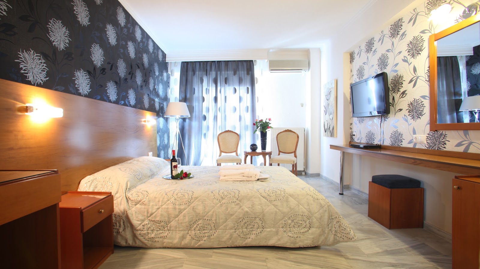 Ресторант Hotel Mallas Неа Каликратия