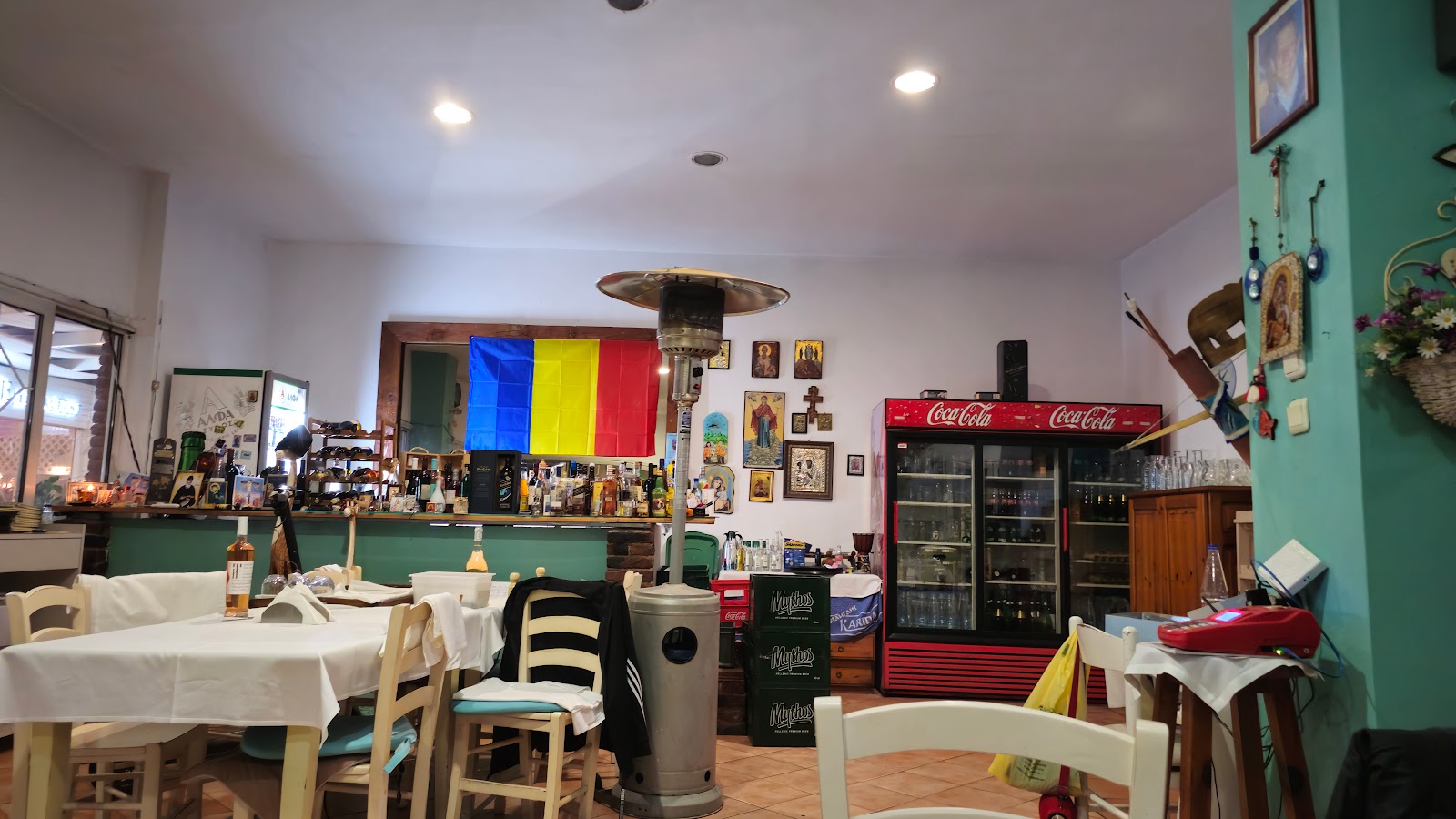 Εστιατόριο ΚΑΡΙΔΑΣ στην Ουρανούπολη, Χαλκιδική