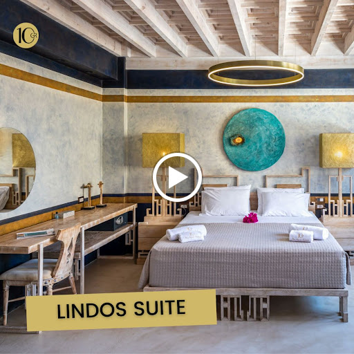 10GR Boutique Hotel & Wine Bar