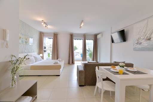 Alekos Apartments 1 Netflix